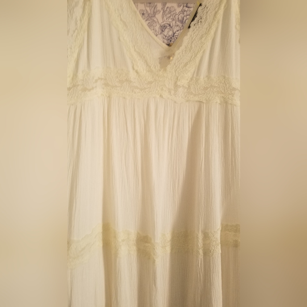 Bohemian Cream Lace Maxi Dress - Picture 7 of 9